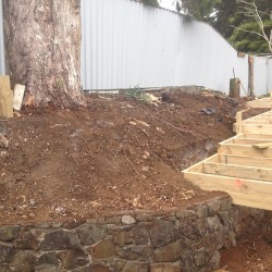 stone retaining wall contruction